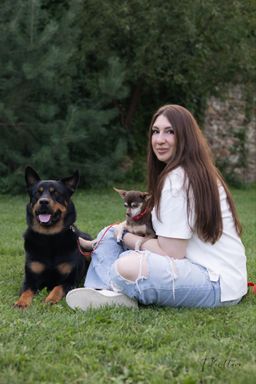 Аватар волонтёра Екатерина Спрогис из приюта для бездомных животных «Щербинка» (собаки)