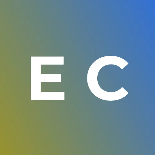 Аватар волонтёра Екатерина Спрогис из приюта для бездомных животных «Щербинка», в котором проживают собаки
